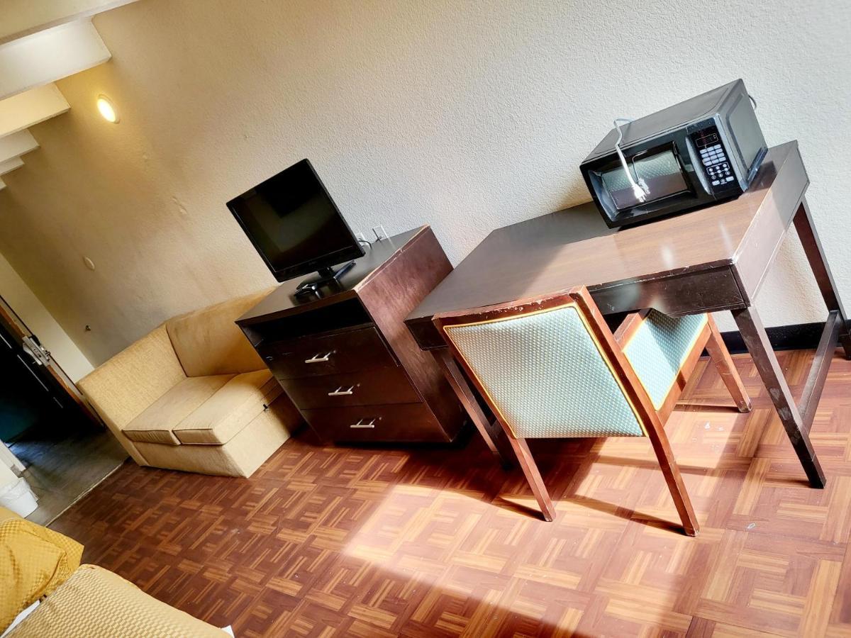 Metro Inn & Suites Jacksonville Extérieur photo