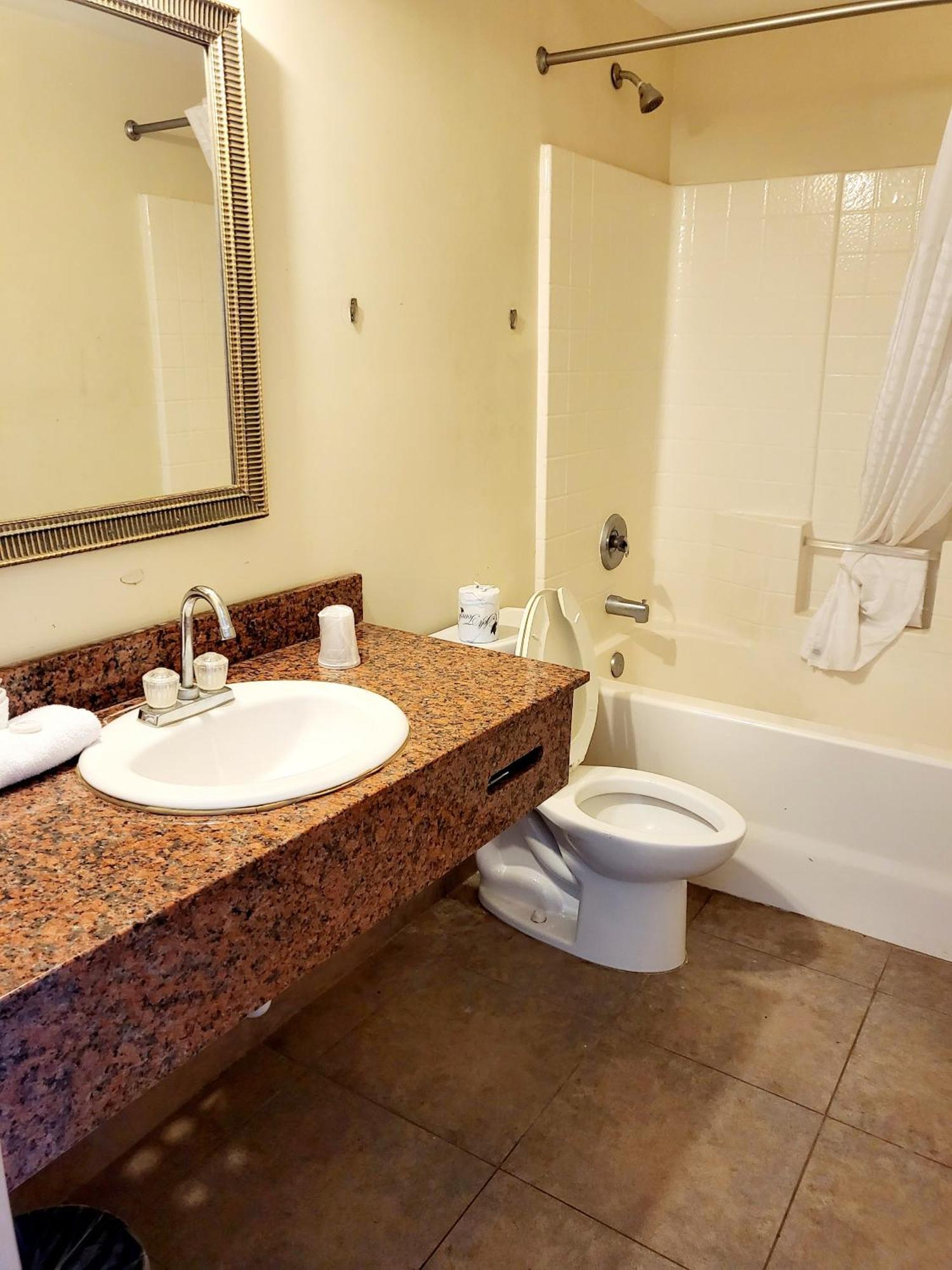 Metro Inn & Suites Jacksonville Extérieur photo
